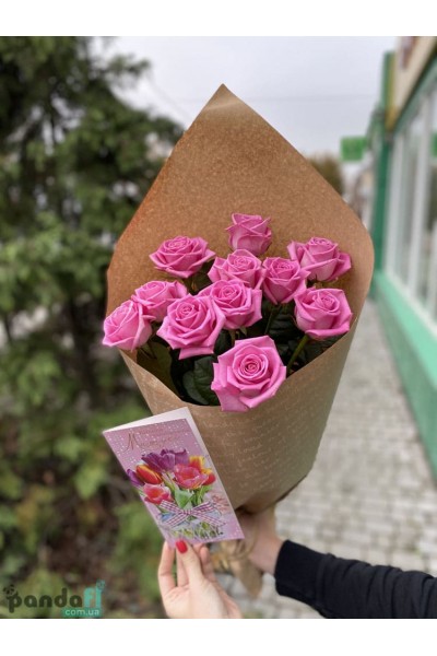 11 рожевих троянд