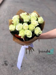 15 white roses 60 cm