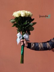15 white roses 70 cm