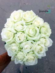 15 white roses 80 cm
