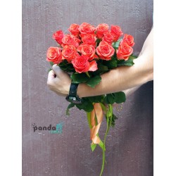 15 коралових троянд 70 см