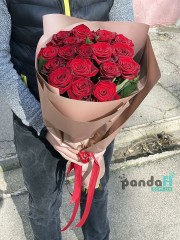 15 червоних троянд 70 см #2