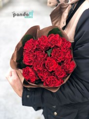 15 червоних троянд Ель торо 70 см