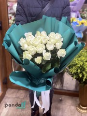 19 білих троянд 60 см #2
