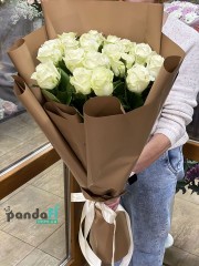 19 білих троянд 80 см