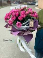 19 кущових троянд темно-рожевих 60 см