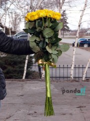 19 yellow roses 80 cm