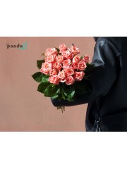 19 рожевих троянд Карина 70 см