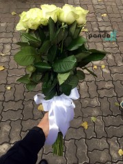 20 білих троянд та 1 червона 60 см