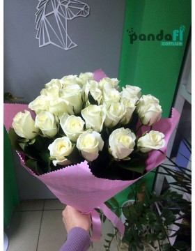 25 белых роз 50 см