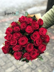 25 червоних троянд Гран Прі 60 см
