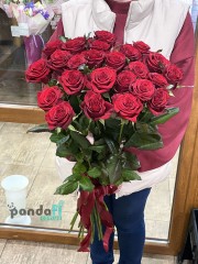 25 червоних троянд 70 см #2