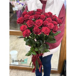 25 червоних троянд 70 см #2