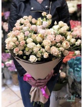 25 кущових троянд 60 см