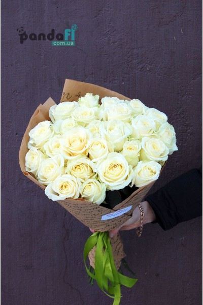 25 white roses 60 cm