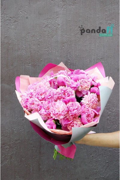 25 peonies