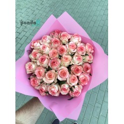 31 біло-рожева троянда 60 см