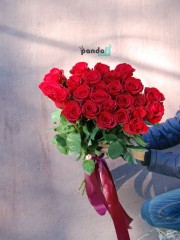 31 червона троянда 80 см