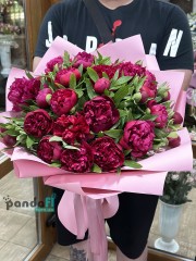 31 raspberry peonies