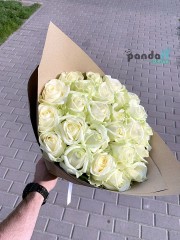 35 білих троянд 50 см