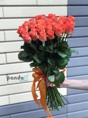 35 коралових троянд 70 см
