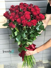 35 червоних троянд 90 см