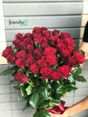 35 червоних троянд 90 см