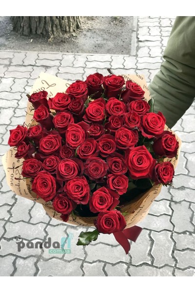 35 червоних троянд Гран Прі 60 см