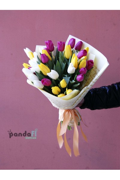 35 mixed tulips