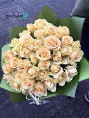 35 кремових троянд 60 см