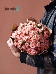 39 рожевих кущових троянд 40 см