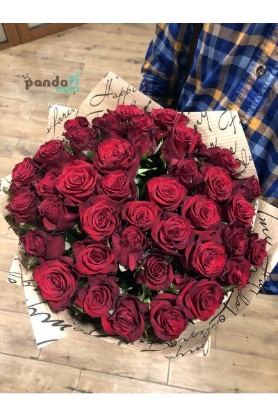 45 червоних троянд 70 см