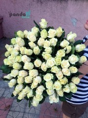 75 бежевих троянд 60 см