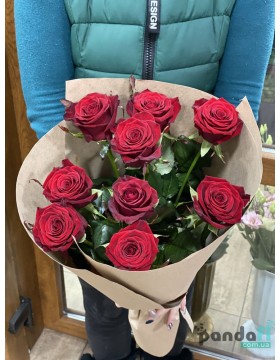 9 red roses