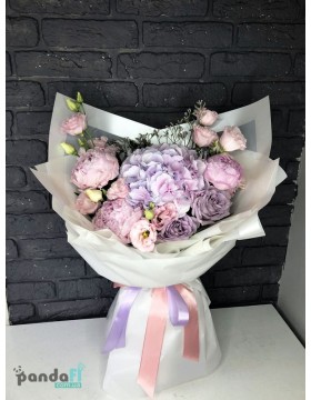 Bouquet with hydrangea #11