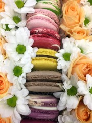 Композиція "Три бажання з макарунами"