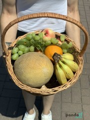 Кошик із фруктами "Улюбленою"
