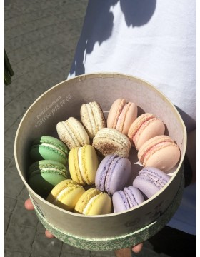 14 macaroons