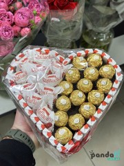 Набір солодкого "Серце" Raffaello та Ferrero